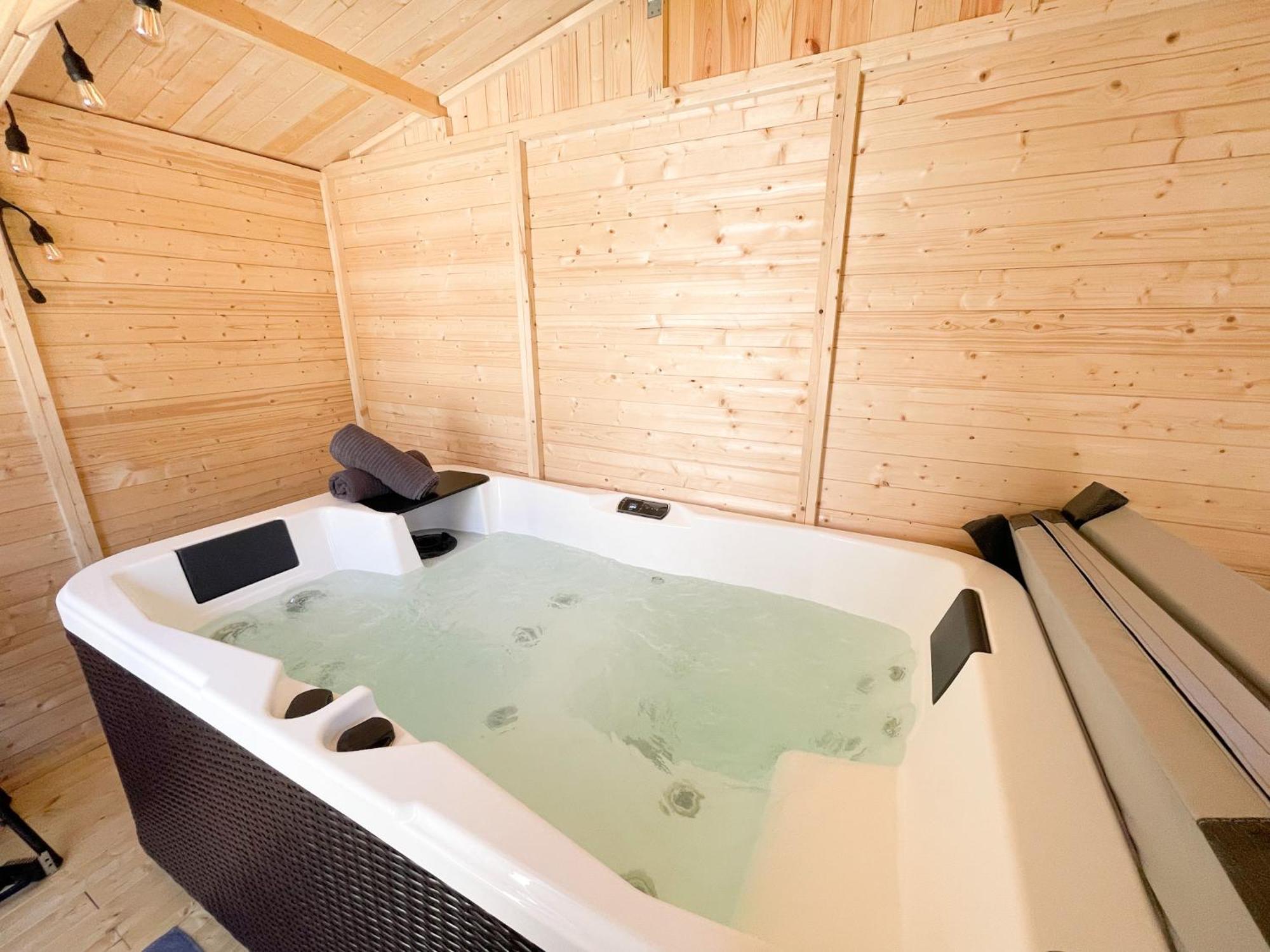 Jacuzzi Au Cocon Brestois Apartment Exterior photo