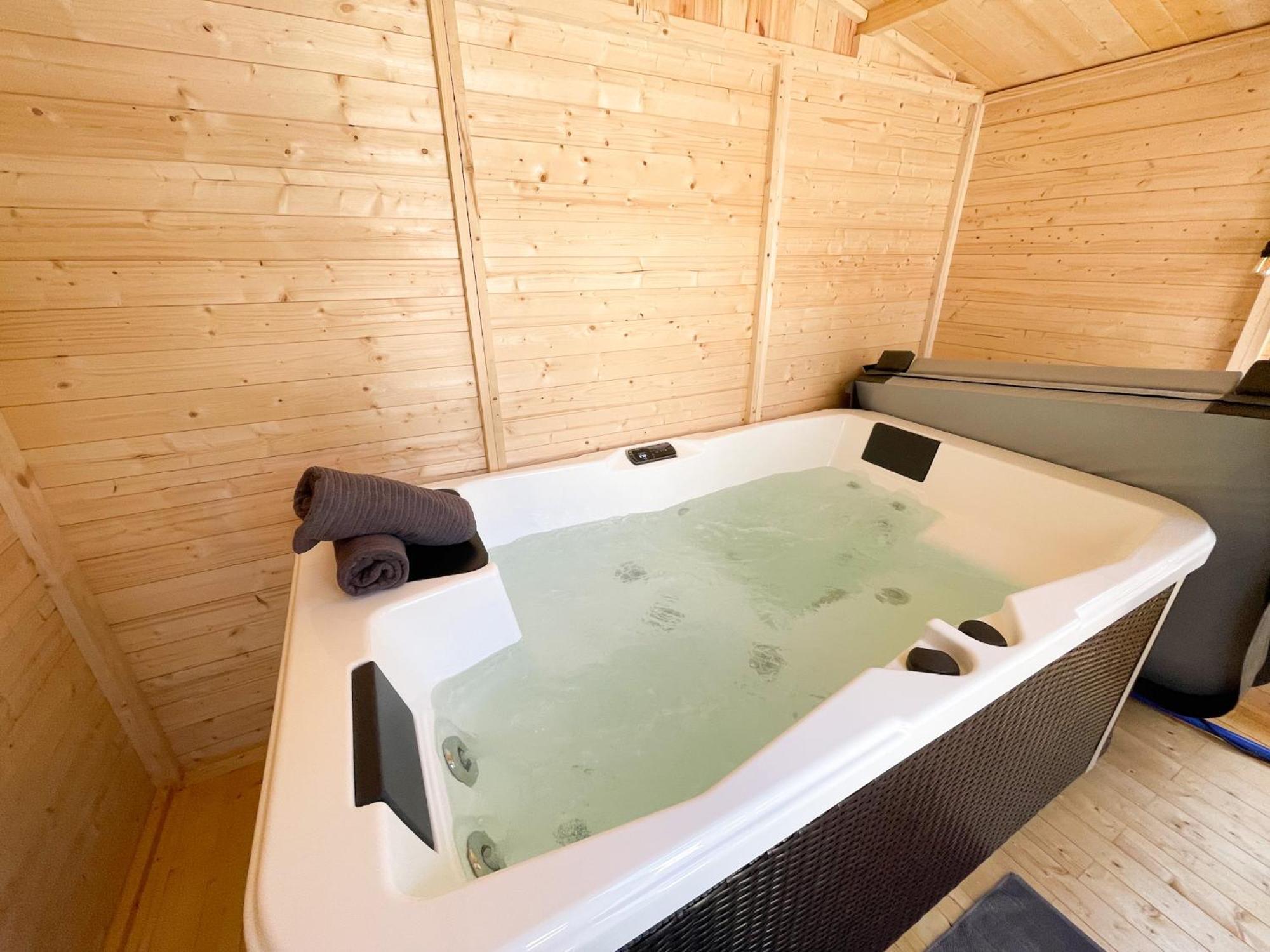 Jacuzzi Au Cocon Brestois Apartment Exterior photo