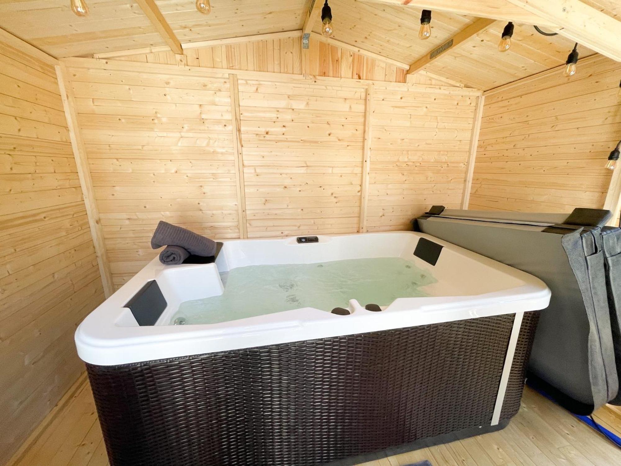 Jacuzzi Au Cocon Brestois Apartment Exterior photo